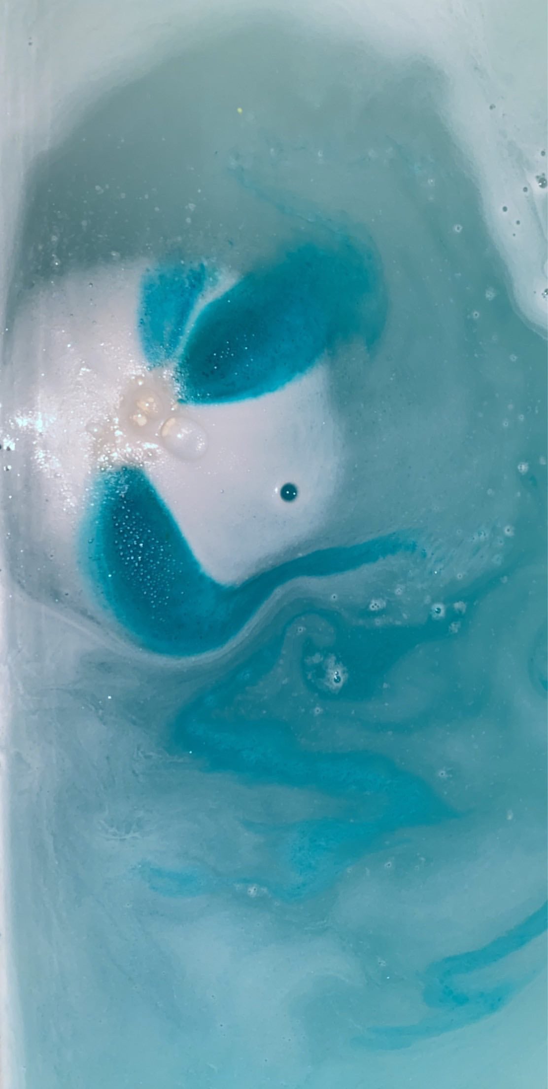 Head in the... Cloud 5oz Bath Bomb