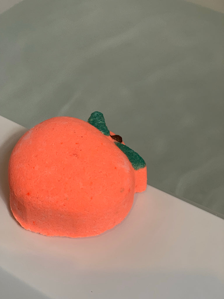 Thicc Peach Bath Bomb